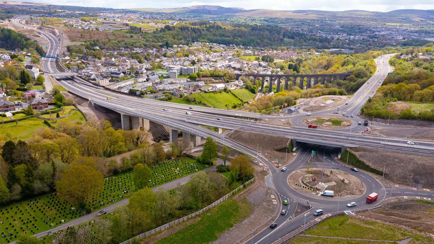 The A465 Heads of the Valleys through Gwent